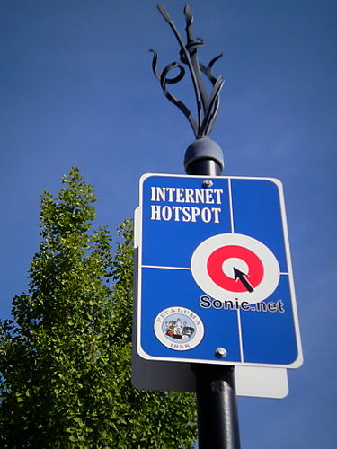 internethotspotapetaluma.jpg