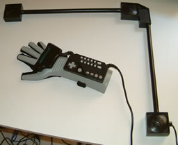 le power glove de nintendo