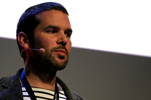 James Auger à Lift par MRTNK James Auger à Lift par MRTNK