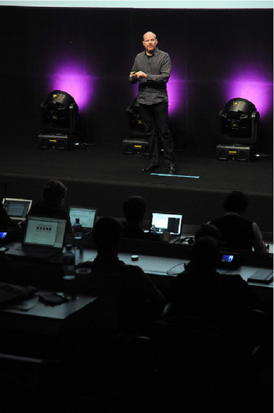 lift12stevesongonstage lift12stevesongonstage