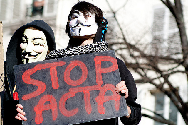 Stop Acta par Roberto Pasini Stop Acta par Roberto Pasini