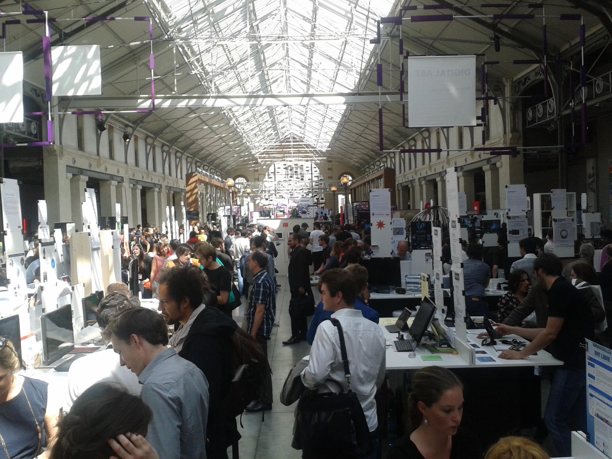 Futur en Seine - 104 - halle Futur en Seine 2013