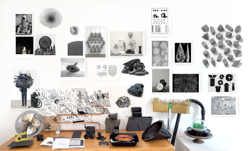 les objets trou noir de Gaëlle Gabinet et Stéphane Villard les objets trou noir de Gaëlle Gabinet et Stéphane Villard