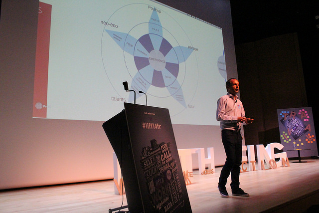 15575386206_c1c6fb5c82_z