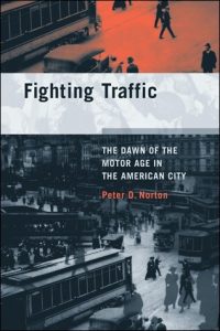 Fighting Traffic de Peter Norton Fighting Traffic de Peter Norton